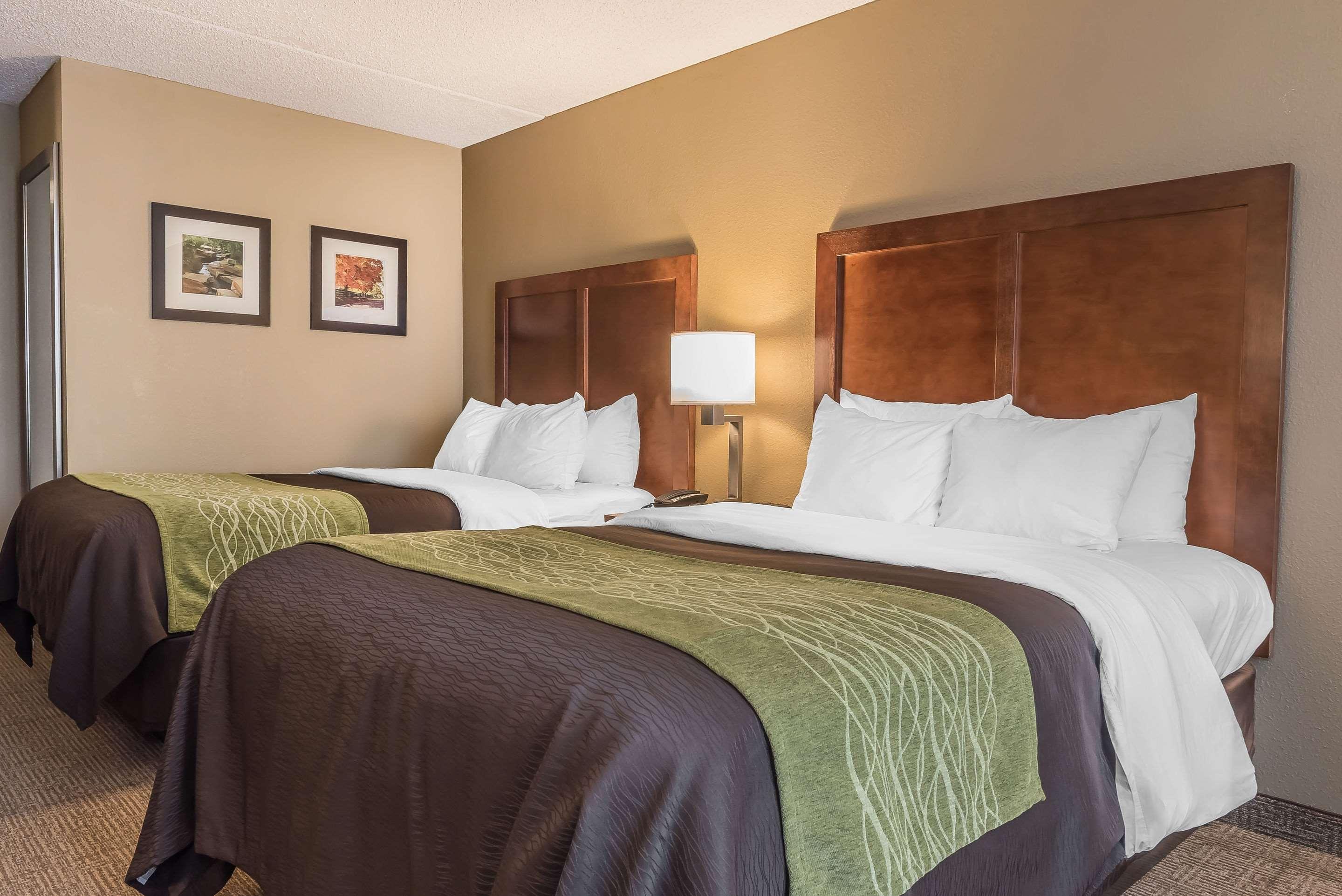 Comfort Inn & Suites Piqua-Near Troy-I75 Bagian luar foto