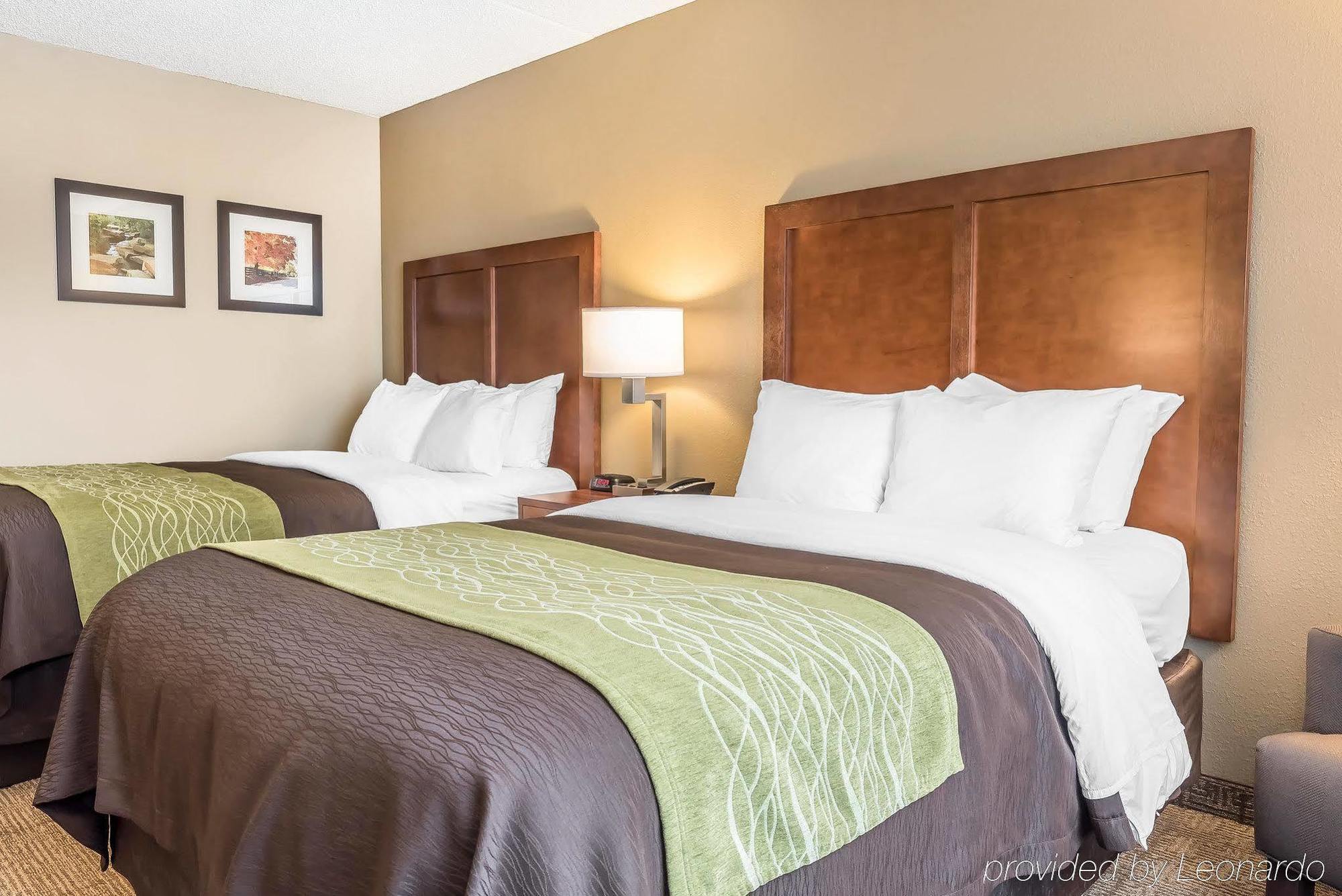 Comfort Inn & Suites Piqua-Near Troy-I75 Bagian luar foto