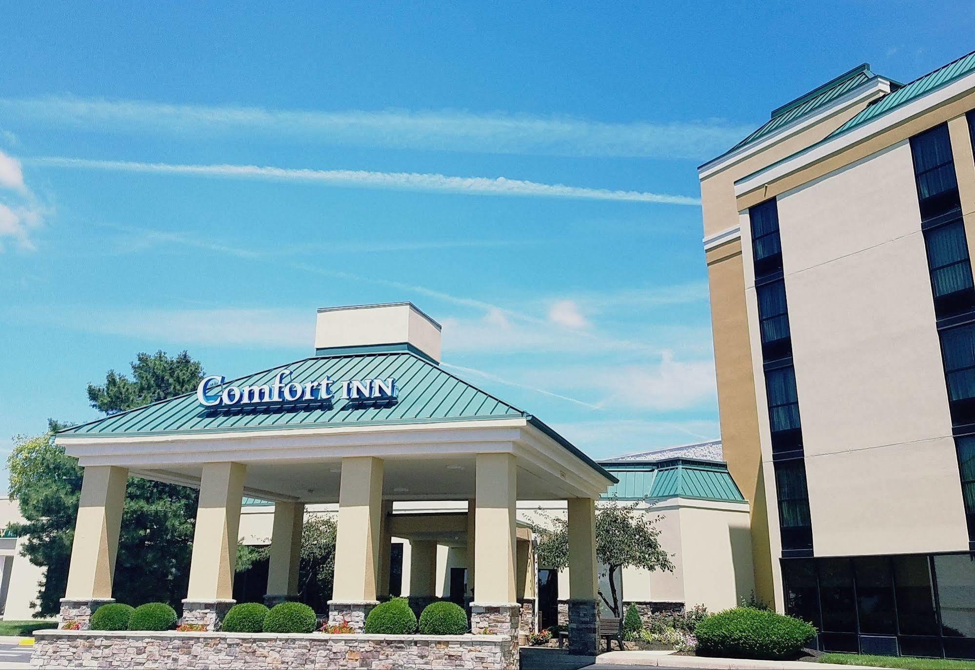 Comfort Inn & Suites Piqua-Near Troy-I75 Bagian luar foto