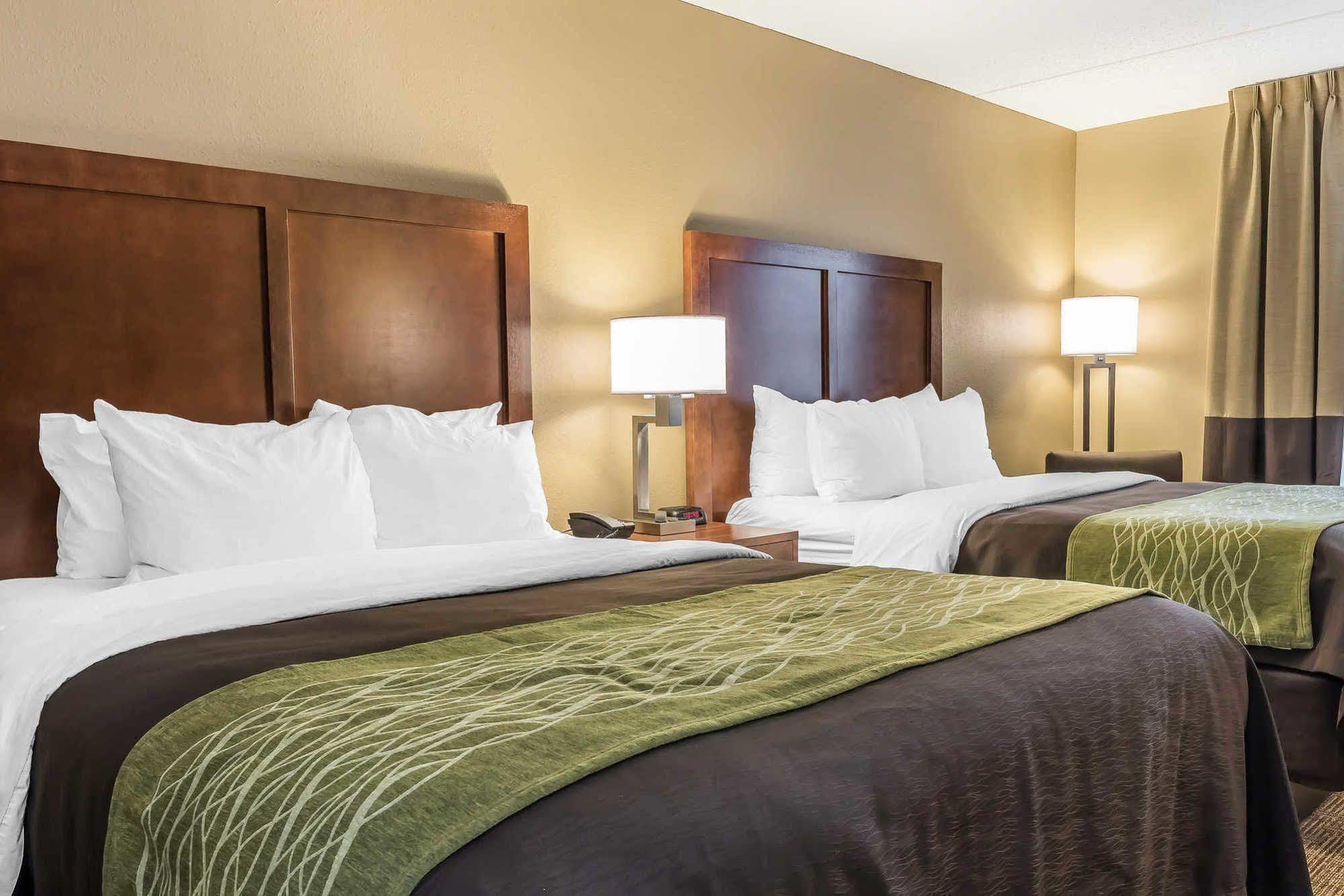 Comfort Inn & Suites Piqua-Near Troy-I75 Bagian luar foto
