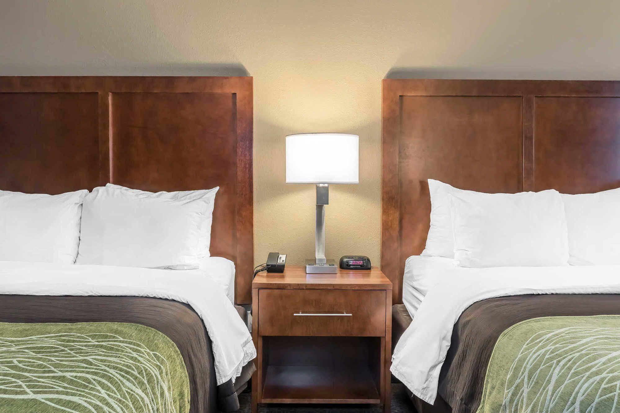 Comfort Inn & Suites Piqua-Near Troy-I75 Bagian luar foto
